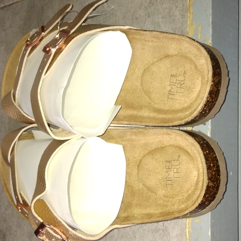 Sandal size 11 WOMEN TIME TRU - Picture 3 of 7